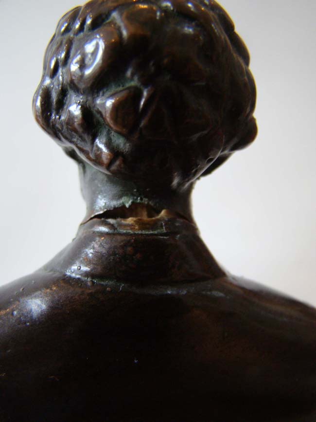 A large and fine pair of Abraham Lincoln bookends made by the Pompeian Bronze Company circa 1925 — image 5